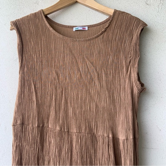 Beautiful gauzy dress - Picture 2 of 13